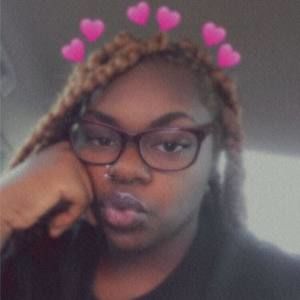 Meet your Posher, Kiki